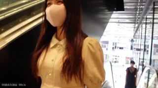 戴面具的女学生美女中出